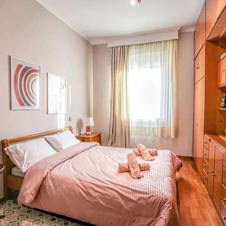 Nicolas Apartment